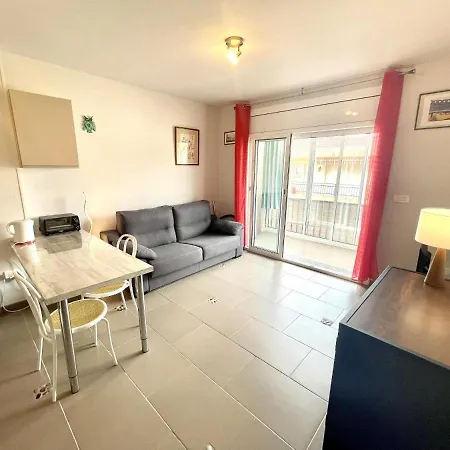 Les Sirenes Apartment