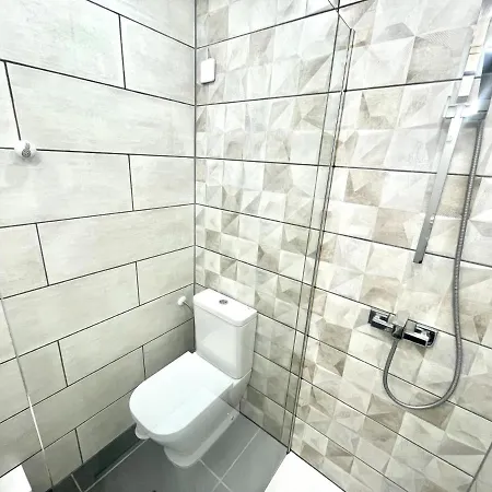 Les Sirenes Apartment *